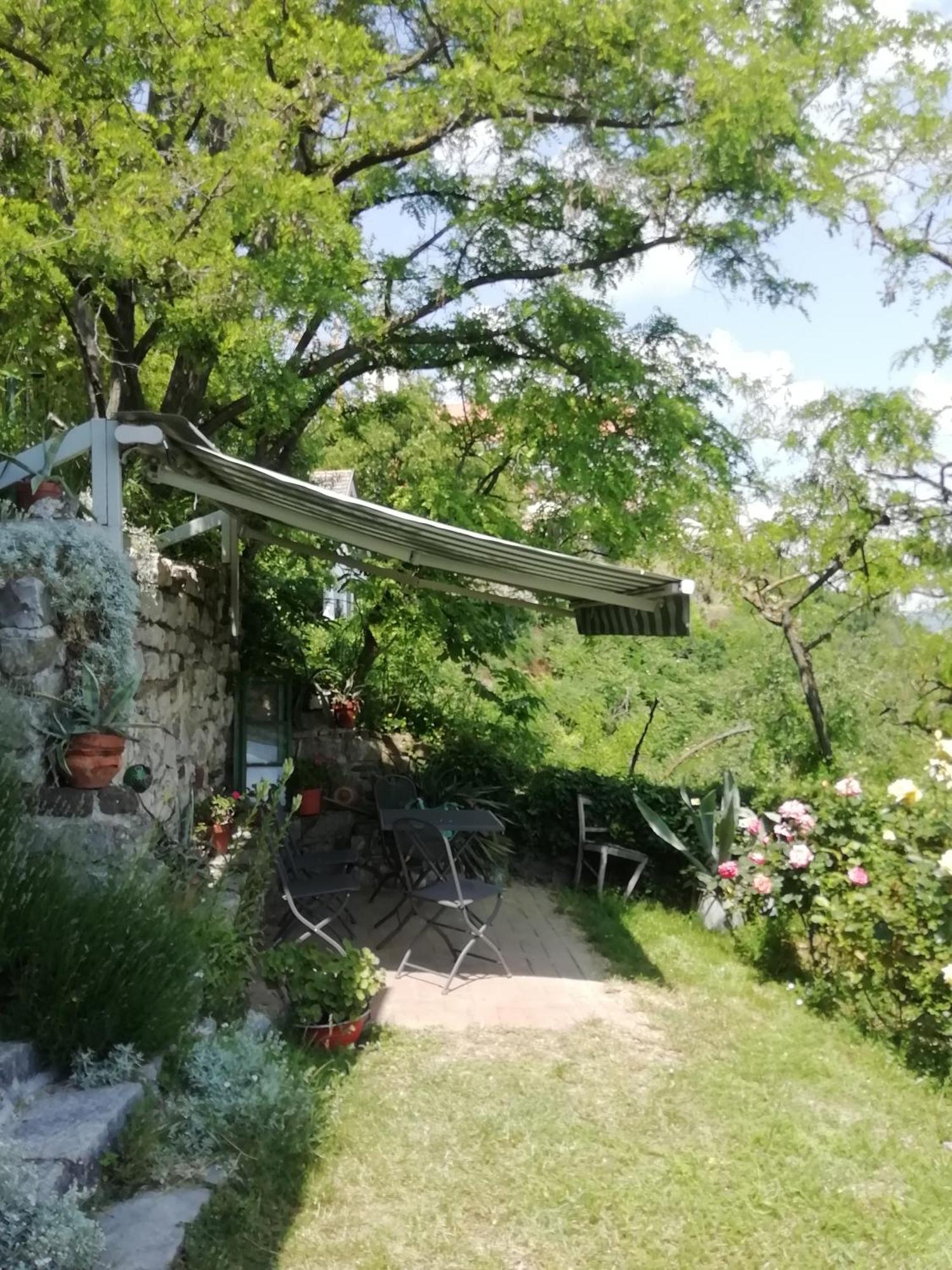 Csizmazia Apartman Tihany Exterior photo