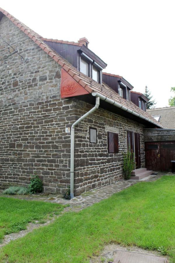 Csizmazia Apartman Tihany Exterior photo